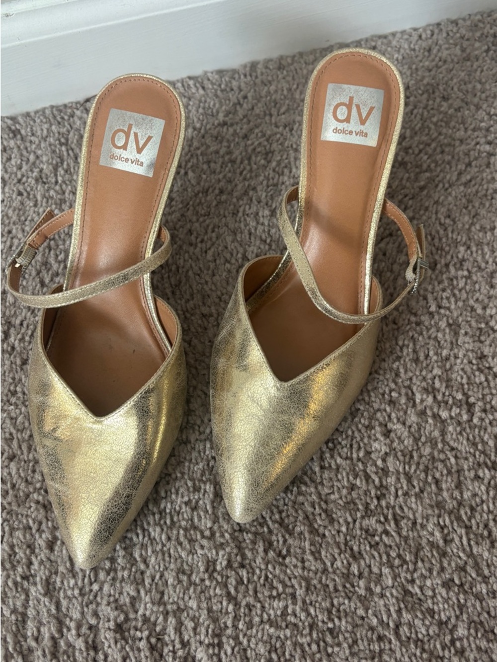 Dolce Vita Metallic Gold Pointed Heels size 8